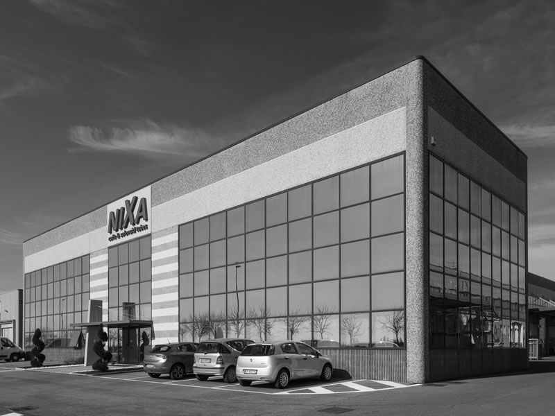 sede azienda nixa foto in bianco e nero
